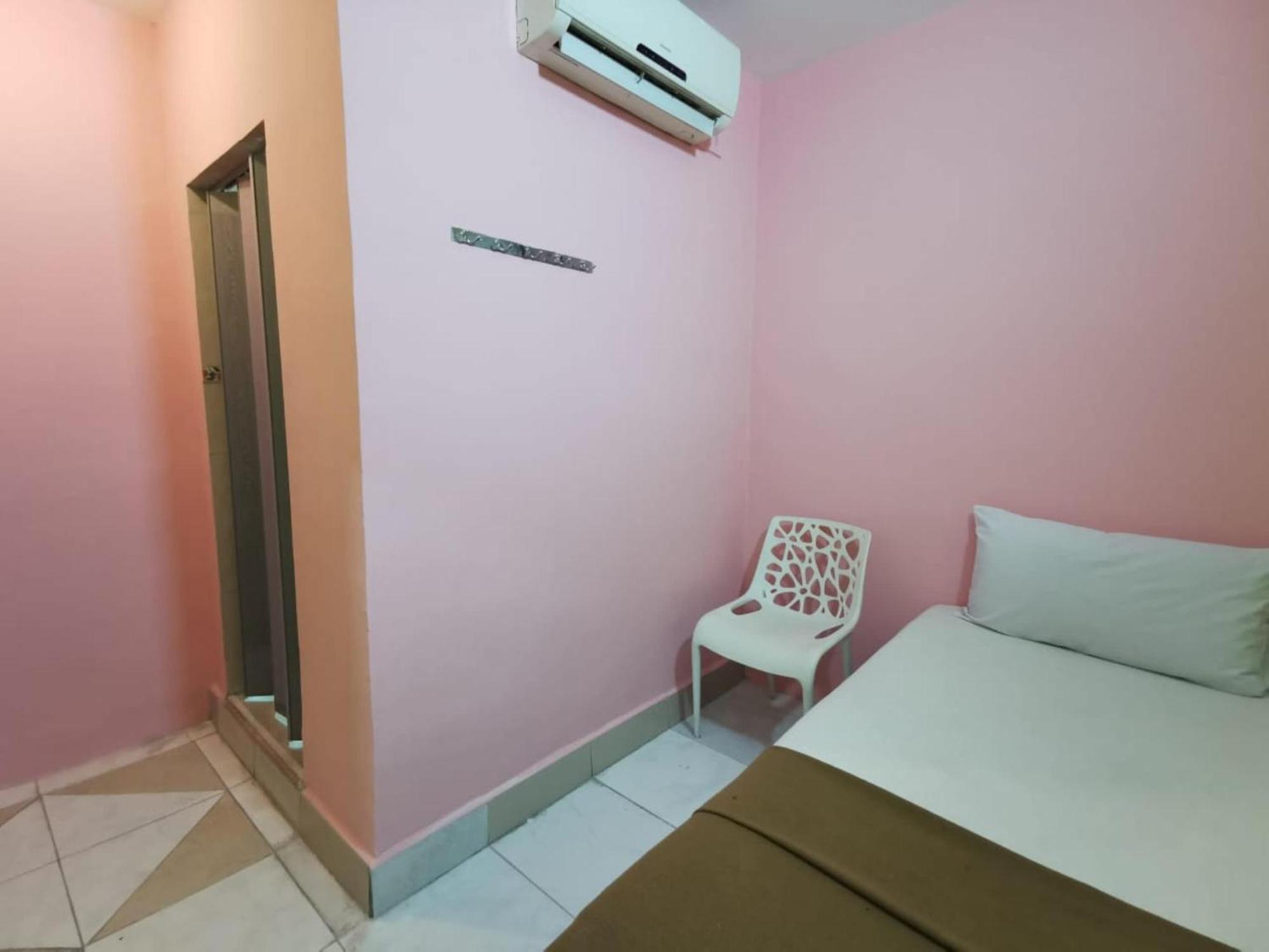Super Oyo 90086 My Seven Days Inn Johor Bahru Exteriör bild