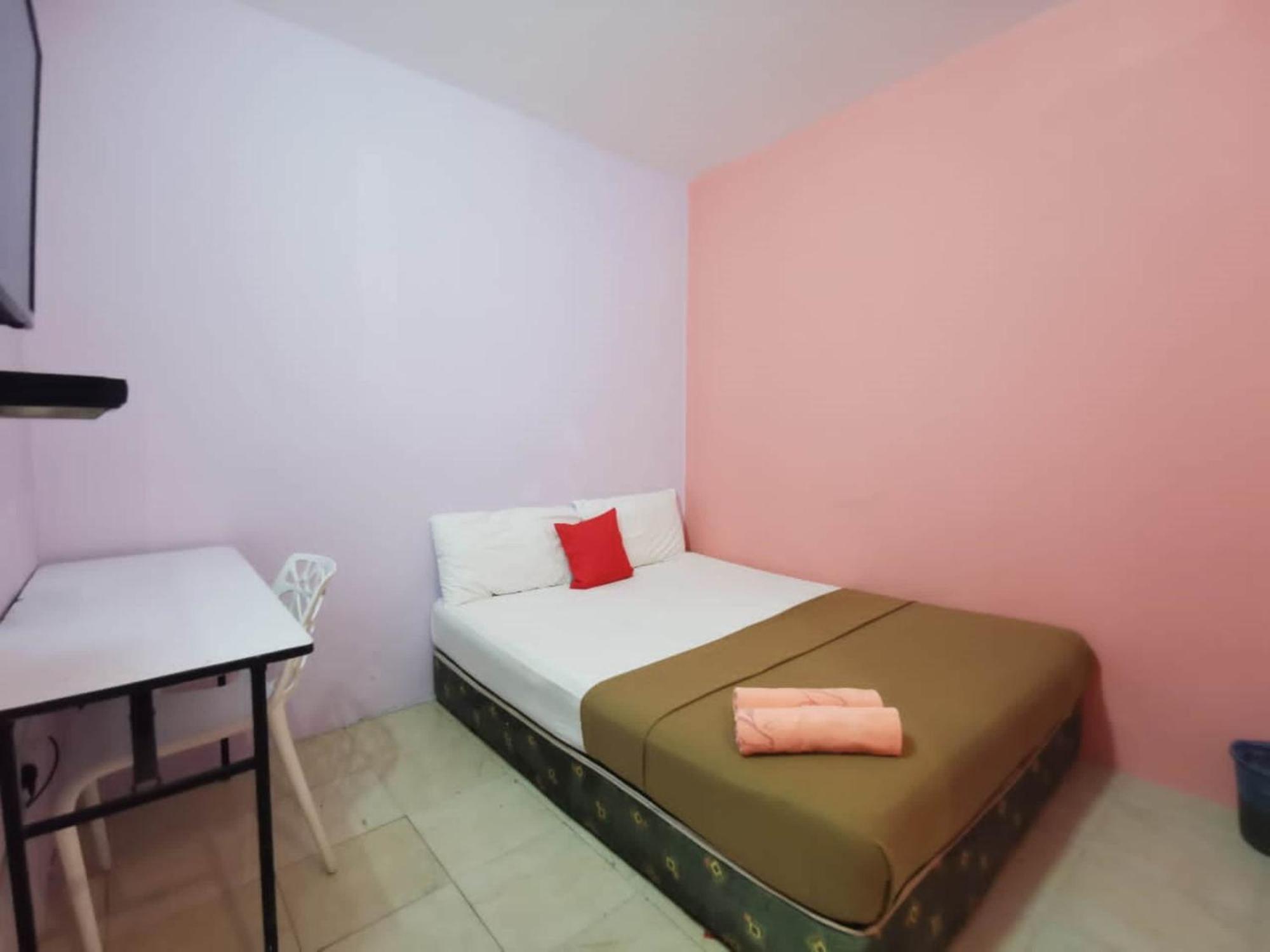 Super Oyo 90086 My Seven Days Inn Johor Bahru Exteriör bild