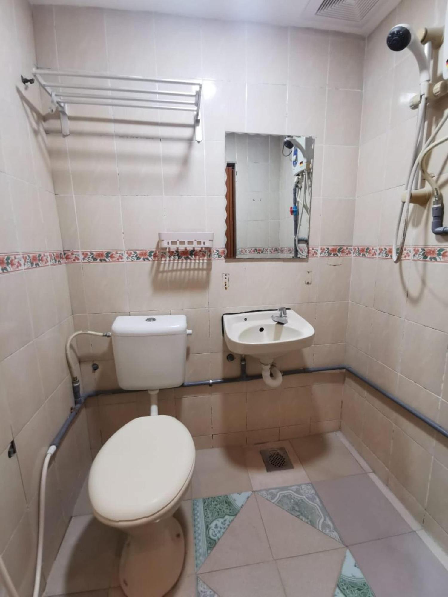 Super Oyo 90086 My Seven Days Inn Johor Bahru Exteriör bild