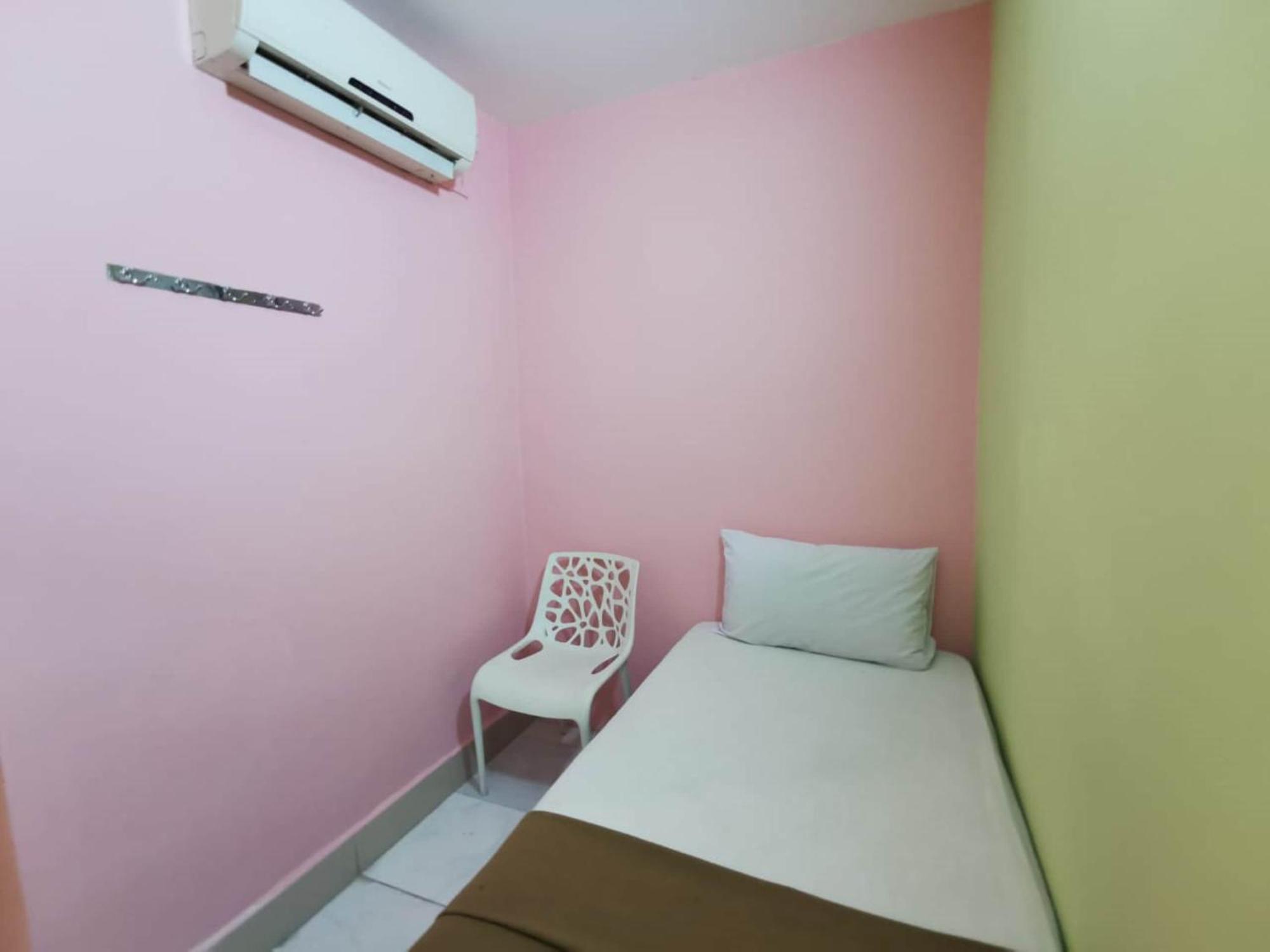 Super Oyo 90086 My Seven Days Inn Johor Bahru Exteriör bild