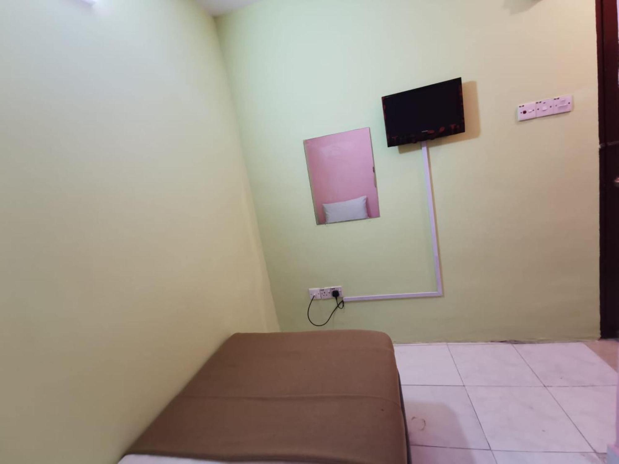 Super Oyo 90086 My Seven Days Inn Johor Bahru Exteriör bild