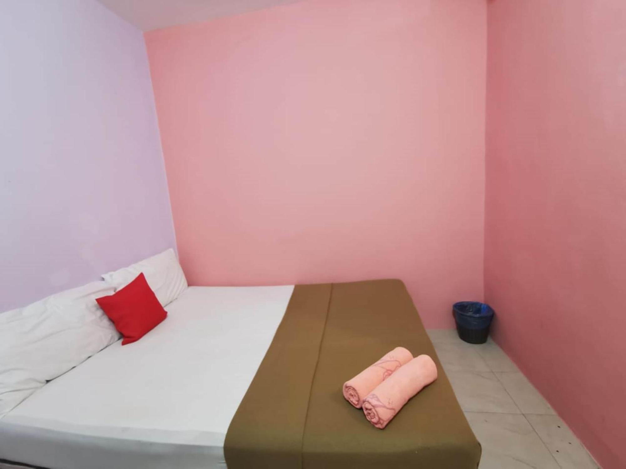 Super Oyo 90086 My Seven Days Inn Johor Bahru Exteriör bild