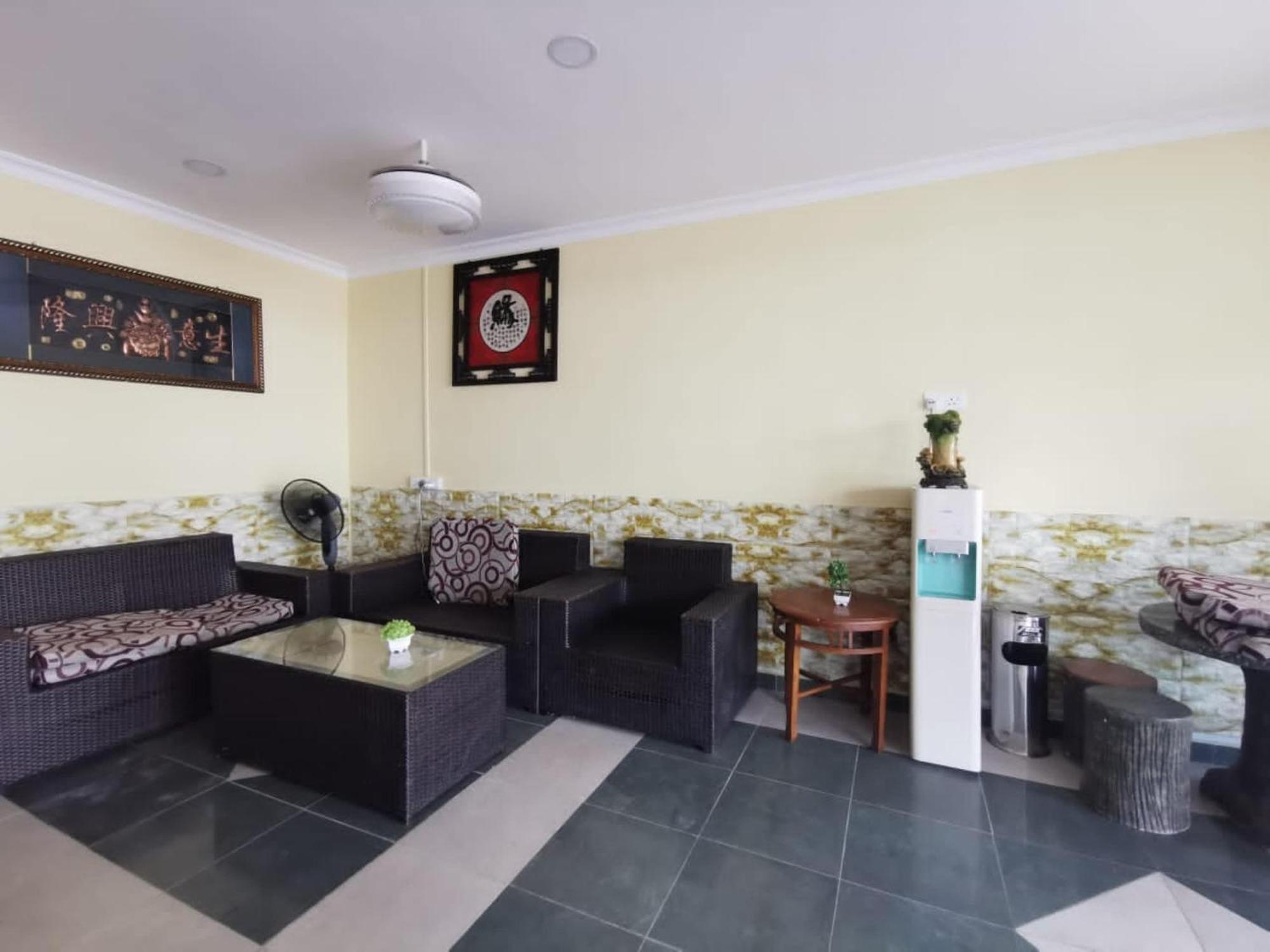 Super Oyo 90086 My Seven Days Inn Johor Bahru Exteriör bild