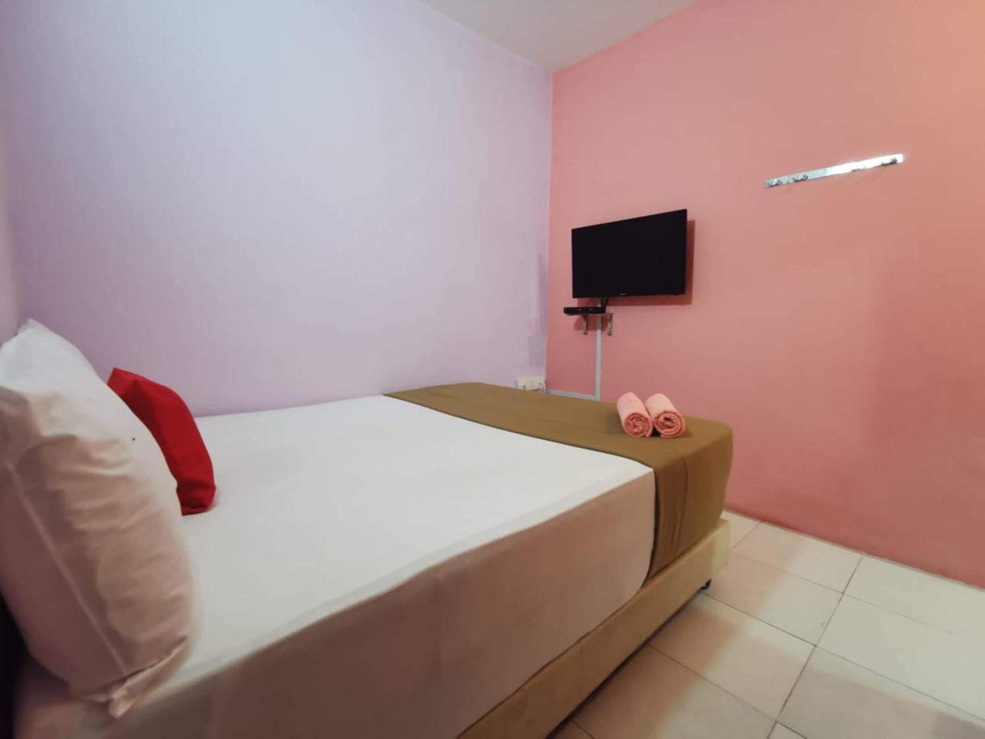 Super Oyo 90086 My Seven Days Inn Johor Bahru Exteriör bild